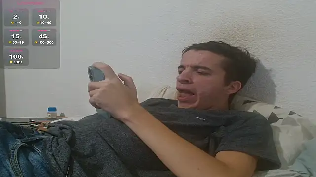 Tombgy07 online show from 09-30-25, 07:41