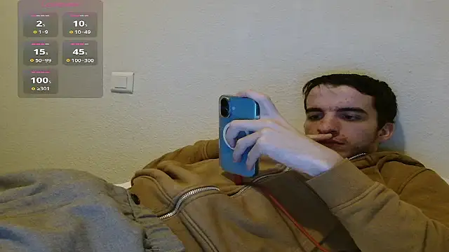 Snapshot of Tombgy07 chatting on 01-07-26, 07:05 Tombgy07 online show from 01-07-26, 07:05