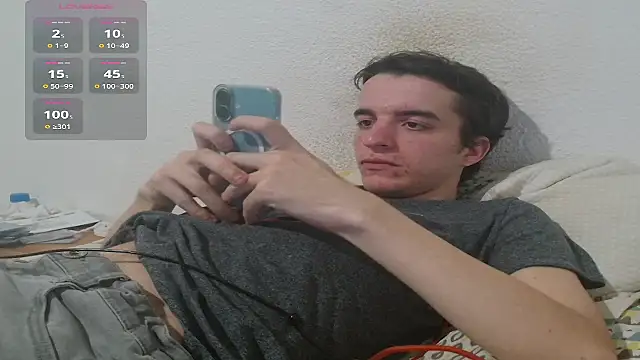 Snapshot of Tombgy07 chatting on 03-03-26, 09:10 Tombgy07 online show from 03-03-26, 09:10