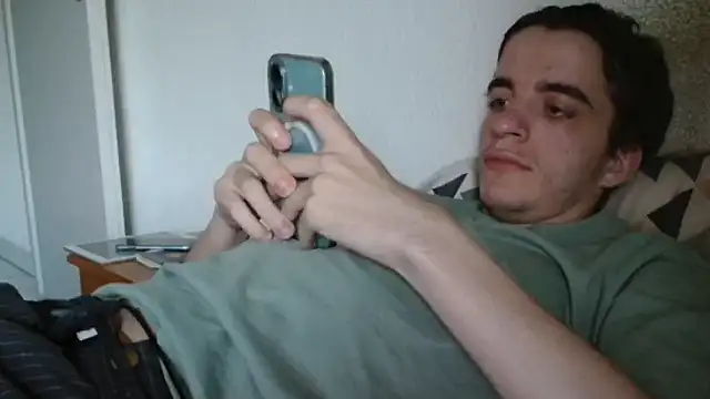 Snapshot of Tombgy07 chatting on 06-03-26, 06:57 Tombgy07 online show from 06-03-26, 06:57