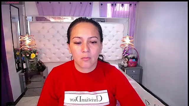 Snapshot of Georgina-Musk chatting on 12-06-24, 08:18 Georgina-Musk online show from 12-06-24, 08:18