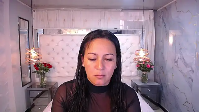 Snapshot of Georgina-Musk chatting on 02-13-25, 07:52 Georgina-Musk online show from 02-13-25, 07:52