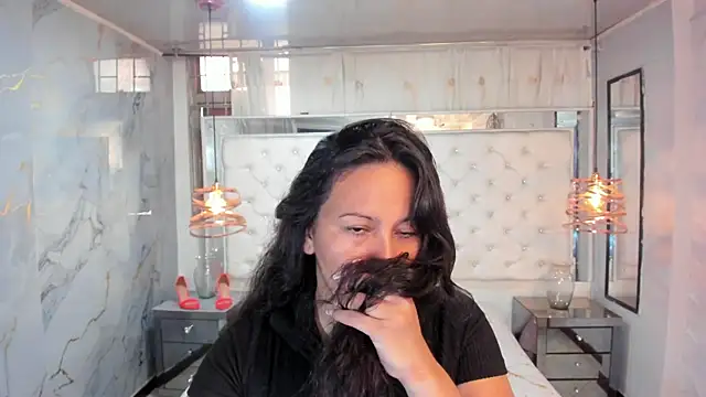 Snapshot of Georgina-Musk chatting on 02-28-25, 07:56 Georgina-Musk online show from 02-28-25, 07:56