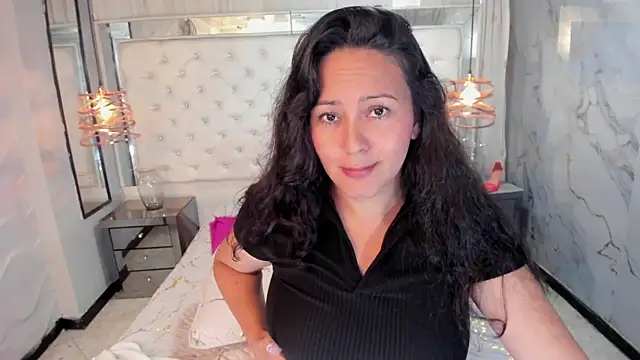Snapshot of Georgina-Musk chatting on 03-08-25, 03:45 Georgina-Musk online show from 03-08-25, 03:45