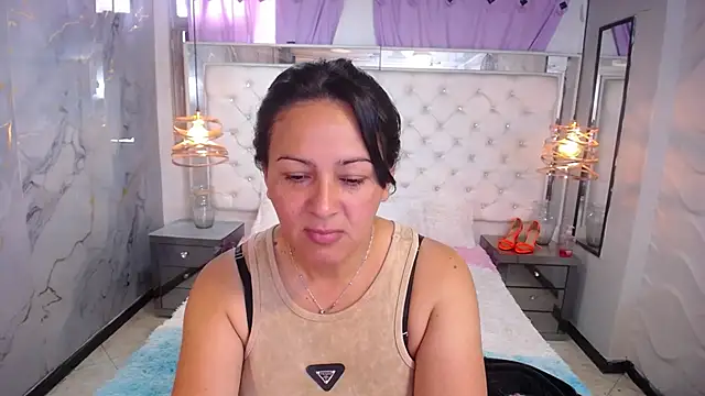 Snapshot of Georgina-Musk chatting on 09-12-25, 06:19 Georgina-Musk online show from 09-12-25, 06:19