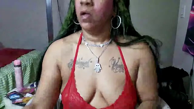 YasmineMinaj online show from 11-18-25, 02:06