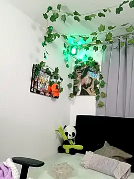 Snapshot of persefone_core chatting on 09-20-25, 11:50 persefone core online show from 09-20-25, 11:50