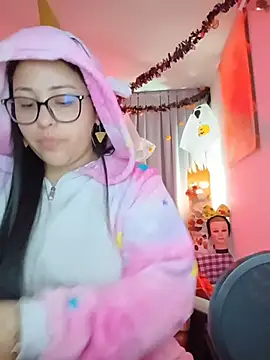 Snapshot of persefone_core chatting on 10-31-25, 12:00 persefone core online show from 10-31-25, 12:00