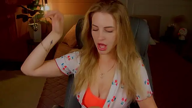 anita blairr online show from 10-12-25, 01:04