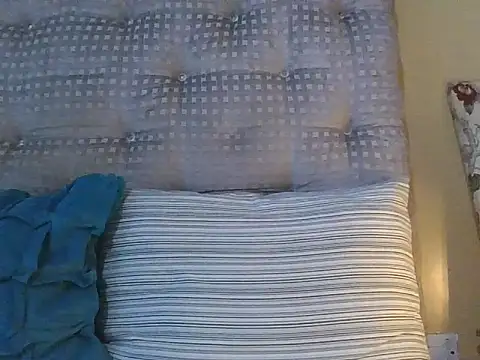 Snapshot of Babetys chatting on 09-26-25, 06:39 Babetys online show from 09-26-25, 06:39