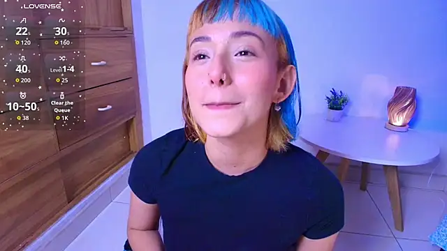 Snapshot of tati_cardenas chatting on 03-18-26, 05:21 tati cardenas online show from 03-18-26, 05:21