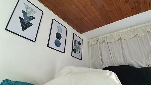 Snapshot of sam_her chatting on 09-25-25, 09:18 sam her online show from 09-25-25, 09:18