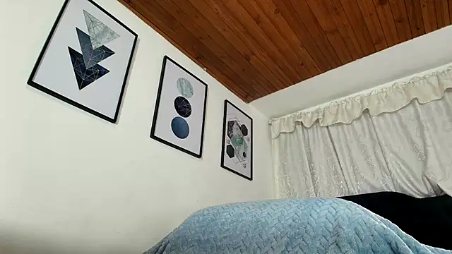 Snapshot of sam_her chatting on 10-02-25, 09:00 sam her online show from 10-02-25, 09:00