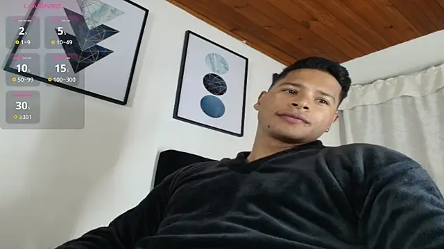 Snapshot of sam_her chatting on 11-24-25, 08:30 sam her online show from 11-24-25, 08:30