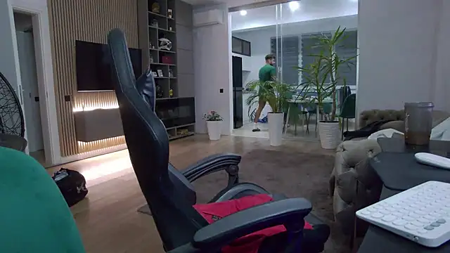 UbbeViking online show from 02-26-25, 07:49