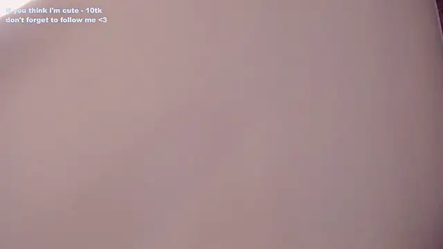 Snapshot of LauraCoy chatting on 12-08-24, 04:46 LauraCoy online show from 12-08-24, 04:46