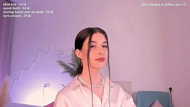 Snapshot of LauraCoy chatting on 08-07-26, 08:55 LauraCoy online show from 08-07-26, 08:55
