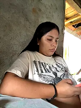 moncerrat luna online show from 09-25-25, 08:34