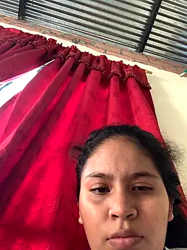 moncerrat luna online show from 10-05-25, 09:56