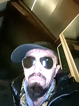 Snapshot of erbod_Johnny chatting on 02-14-26, 04:53 erbod Johnny online show from 02-14-26, 04:53