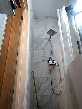 Snapshot of erbod_Johnny chatting on 02-16-26, 10:17 erbod Johnny online show from 02-16-26, 10:17