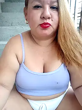 Snapshot of HORNY_MATURE25 chatting on 01-09-25, 06:57 HORNY MATURE25 online show from 01-09-25, 06:57