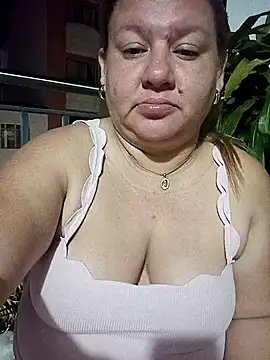 Snapshot of HORNY_MATURE25 chatting on 01-19-25, 12:28 HORNY MATURE25 online show from 01-19-25, 12:28