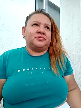 Snapshot of HORNY_MATURE25 chatting on 01-28-25, 07:53 HORNY MATURE25 online show from 01-28-25, 07:53