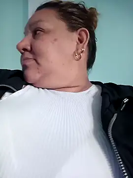 Snapshot of HORNY_MATURE25 chatting on 02-28-25, 10:28 HORNY MATURE25 online show from 02-28-25, 10:28