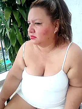 Snapshot of HORNY_MATURE25 chatting on 09-14-25, 04:50 HORNY MATURE25 online show from 09-14-25, 04:50