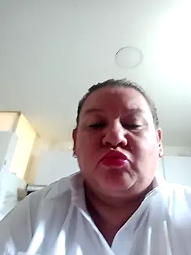 Snapshot of HORNY_MATURE25 chatting on 09-28-25, 04:23 HORNY MATURE25 online show from 09-28-25, 04:23