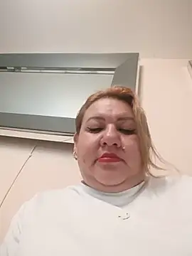 Snapshot of HORNY_MATURE25 chatting on 05-23-26, 06:01 HORNY MATURE25 online show from 05-23-26, 06:01