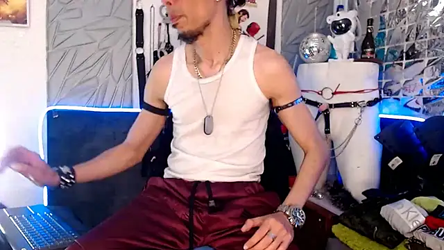 Mensecret69 online show from 03-18-25, 01:00