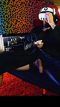 Snapshot of BigTail_CZ chatting on 12-16-25, 11:43 BigTail CZ online show from 12-16-25, 11:43