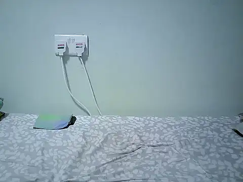 Snapshot of lupita_0 chatting on 11-18-25, 02:10 lupita 0 online show from 11-18-25, 02:10