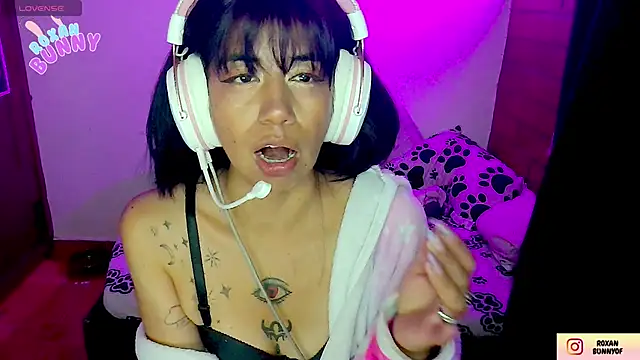 Roxanbunny1 online show from 11-07-25, 04:12