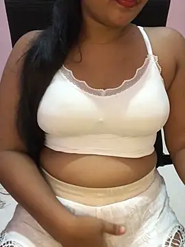 Snapshot of Rose_Olivia chatting on 03-05-26, 03:52 Rose Olivia online show from 03-05-26, 03:52