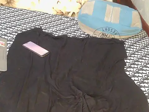 Snapshot of Pretty_hazel chatting on 03-02-26, 07:09 Pretty hazel online show from 03-02-26, 07:09