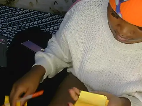 Snapshot of Pretty_hazel chatting on 03-02-26, 07:15 Pretty hazel online show from 03-02-26, 07:15