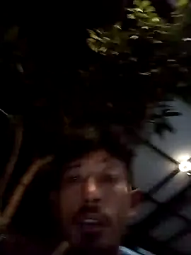 Snapshot of Dwirosebig chatting on 11-14-25, 05:44 Dwirosebig online show from 11-14-25, 05:44