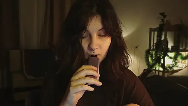 Snapshot of kshishtan chatting on 12-28-24, 05:23 kshishtan online show from 12-28-24, 05:23