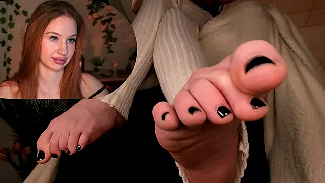 Snapshot of DorothyGilbert1 chatting on 02-04-25, 12:22 DorothyGilbert1 online show from 02-04-25, 12:22