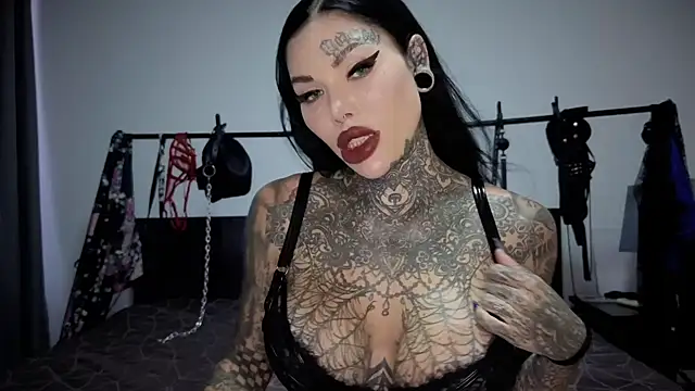 claudiacvc95 online show from 02-20-26, 05:37