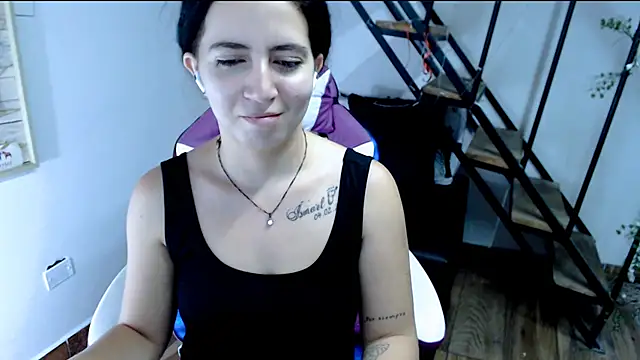 samantha baby  online show from 09-12-25, 06:41