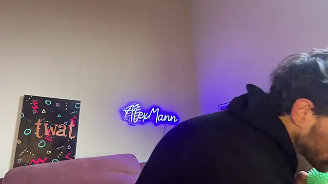 Snapshot of alexmannd chatting on 03-15-26, 04:46 alexmannd online show from 03-15-26, 04:46