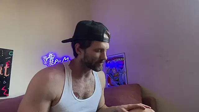 Snapshot of alexmannd chatting on 04-10-26, 10:25 alexmannd online show from 04-10-26, 10:25