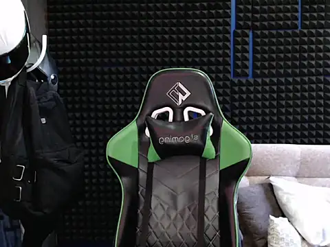 Curly Angel24 online show from 10-19-25, 10:32