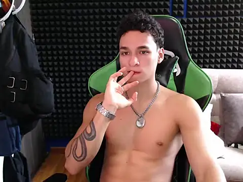 Curly Angel24 online show from 10-26-25, 09:53