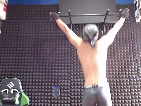 Snapshot of Curly_Angel24 chatting on 02-06-26, 04:10 Curly Angel24 online show from 02-06-26, 04:10