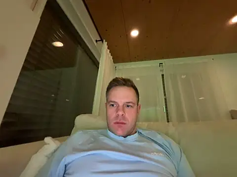 Danii0790 online show from 11-17-25, 09:09